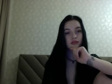 Lulii24 Chaturbate stream image from November 18, 2025