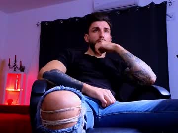 Mightyaaron Chaturbate stream image from November 18, 2025