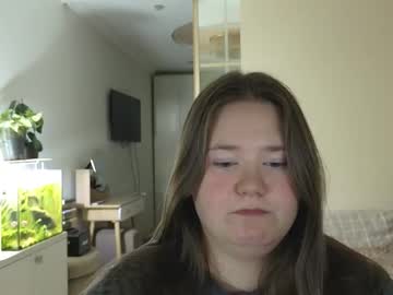 Remirann_ Chaturbate stream image from November 18, 2025