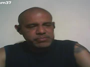 Retlam37 Chaturbate stream image from November 18, 2025