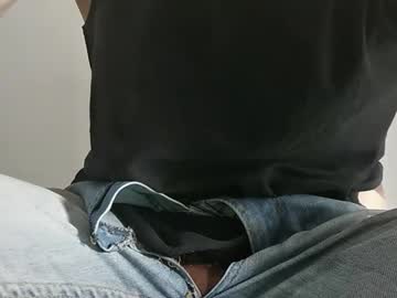 Alotofcream Chaturbate stream image from November 18, 2025
