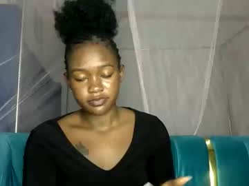 Angelkyla Chaturbate stream image from November 18, 2025