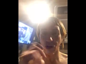 Kelli19851834 Chaturbate stream image from November 18, 2025