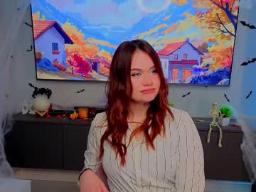 Alinelevandoski Chaturbate stream image from November 18, 2025