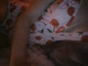 Darkzangell Chaturbate stream image from November 18, 2025