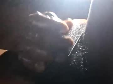 Davidout111 Chaturbate stream image from November 18, 2025