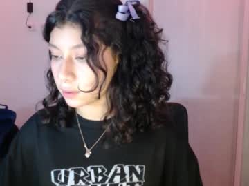 Ivonny111 Chaturbate stream image from November 18, 2025