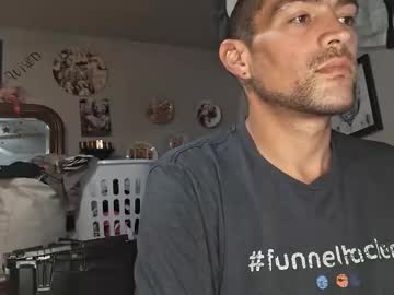 Jstechgenius Chaturbate stream image from November 18, 2025