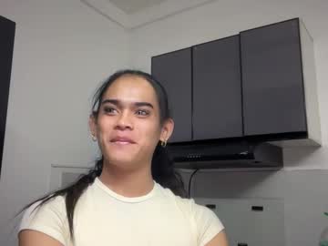 Mika_Pedersen Chaturbate stream image from November 18, 2025