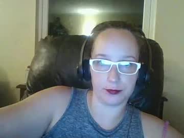Goddessmilfcrysyal Chaturbate stream image from November 18, 2025