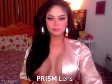 Worldclasskylie Chaturbate stream image from November 18, 2025