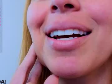 Amelia_Chillvibes Chaturbate stream image from November 18, 2025