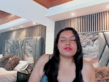 Charlott_Divine Chaturbate stream image from November 18, 2025