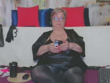 Queenpammy Chaturbate stream image from November 18, 2025