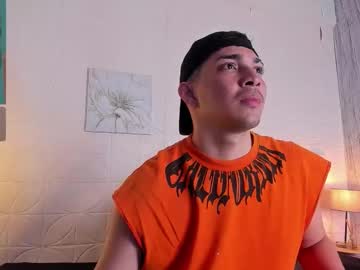 Juandiamonds Chaturbate stream image from November 18, 2025