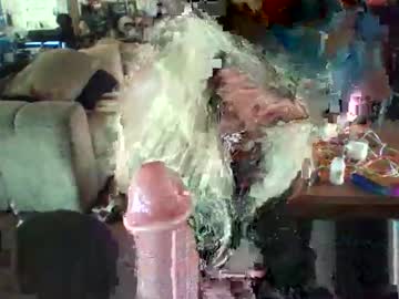 Crossdrsr1 Chaturbate stream image from November 18, 2025