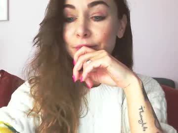 Delilah_Sweet Chaturbate stream image from November 18, 2025