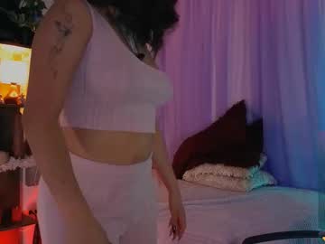 Emilyrousex Chaturbate stream image from November 18, 2025