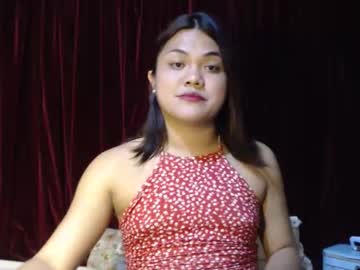 Urhottie_Bella Chaturbate stream image from November 18, 2025