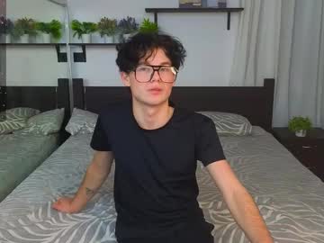 Cute_Mikex Chaturbate stream image from November 18, 2025
