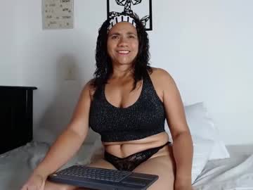 Roxane_Salas Chaturbate stream image from November 18, 2025