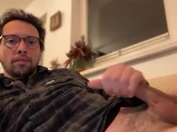 Sexyleo8282 Chaturbate stream image from November 18, 2025