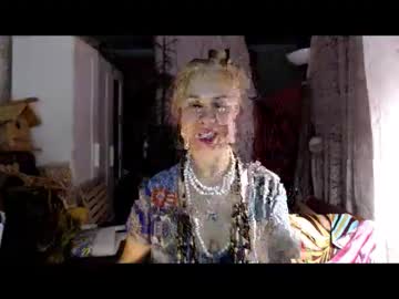 Tanganiika Chaturbate stream image from November 18, 2025