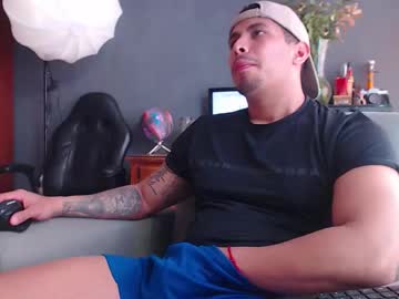 Girge23 Chaturbate stream image from November 18, 2025
