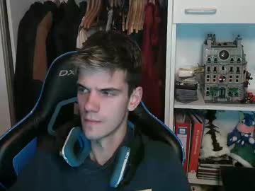 Hornyjoey1 Chaturbate stream image from November 18, 2025
