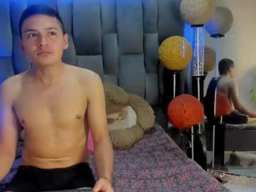 Katyamonrooe Chaturbate stream image from November 18, 2025