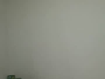 Lineichun1708 Chaturbate stream image from November 18, 2025