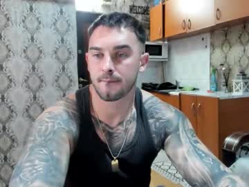 2sexymuscles Chaturbate stream image from November 18, 2025