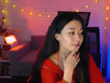 Hannarosie Chaturbate stream image from November 18, 2025