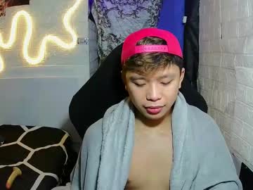 Itzurrey Chaturbate stream image from November 18, 2025