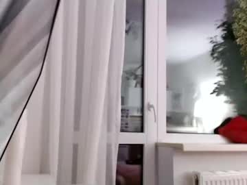 Vickywalker Chaturbate stream image from November 18, 2025
