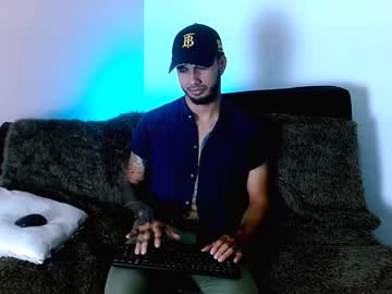 Brandondark_ Chaturbate stream image from November 18, 2025