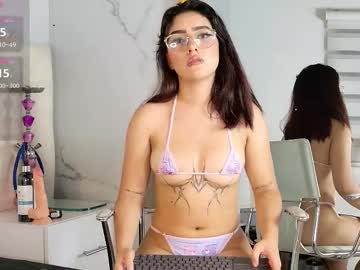 Aisha_Calloway Chaturbate stream image from November 18, 2025