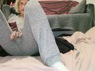 Princesscaseygrey Chaturbate stream image from November 18, 2025