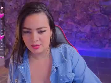 Milfrosa_ Chaturbate stream image from November 18, 2025