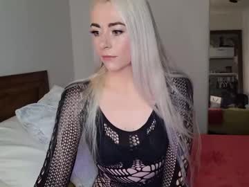 Alliefyre Chaturbate stream image from November 19, 2025