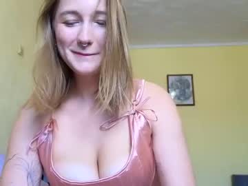 _Ameliaqueen_ Chaturbate stream image from November 19, 2025