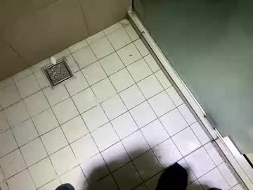 Cumpecach301 Chaturbate stream image from November 19, 2025
