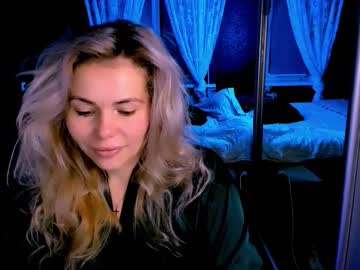 Loraboyar Chaturbate stream image from November 19, 2025