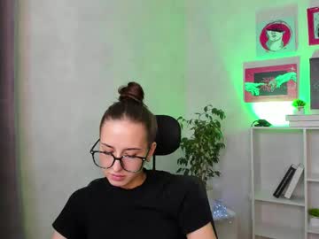 Mila_Niki Chaturbate stream image from November 19, 2025