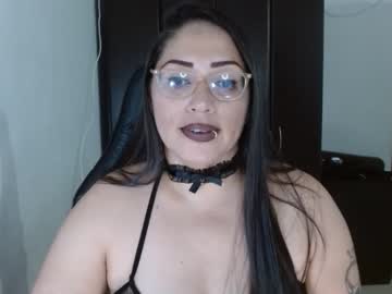 Natashasmithe Chaturbate stream image from November 19, 2025
