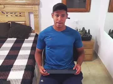Drake_Cerra Chaturbate stream image from November 19, 2025