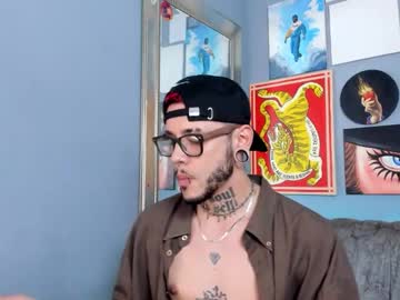 Murdockh Chaturbate stream image from November 19, 2025
