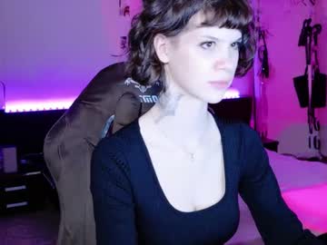 Ebfaafret Chaturbate stream image from November 19, 2025