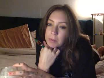 Xlacyy Chaturbate stream image from November 19, 2025