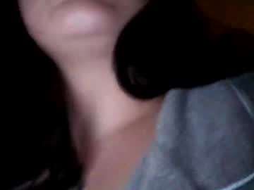 Xsweetxgirl27x Chaturbate stream image from November 19, 2025
